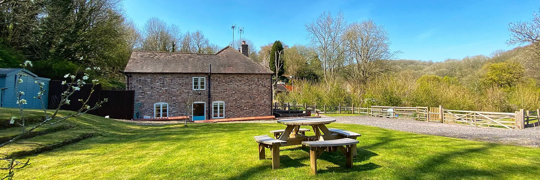 Lots of space at Puddle Duck Cottages Ironbridge